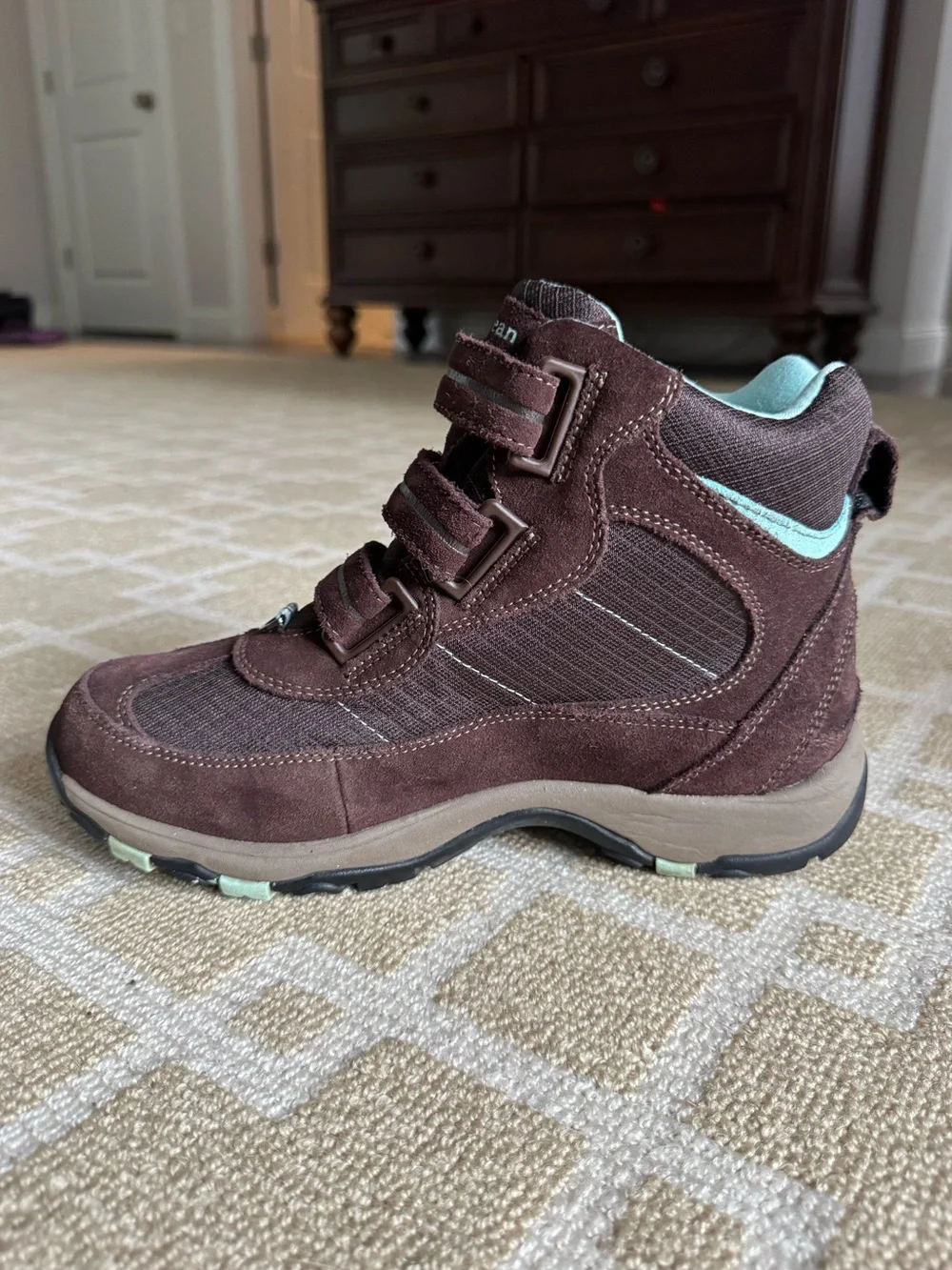 L.L. Bean Primaloft Waterproof Winter Hiking Boots Brown Aqua Size 8 Wide